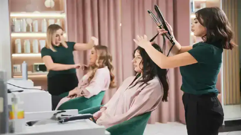 How Solo Stylists Can Grow in 2025